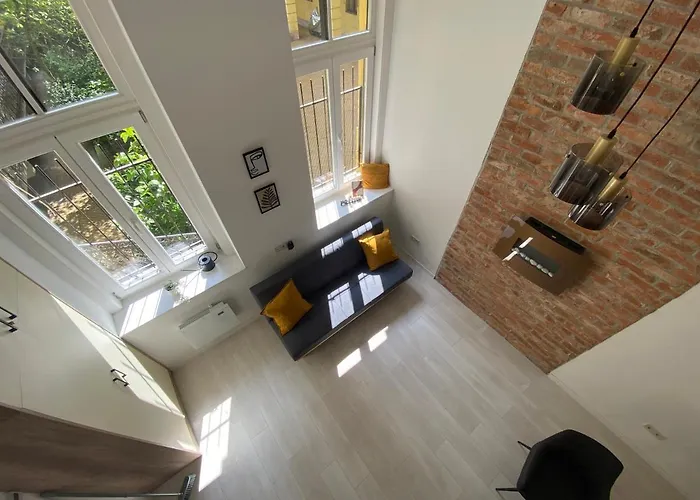 F27 Ferenc Apartment